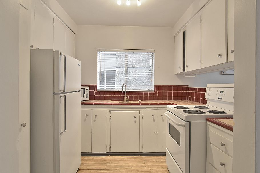 202 1540 HARO STREET, Vancouver BC V6G 1G5 Vancouver, BC - 6