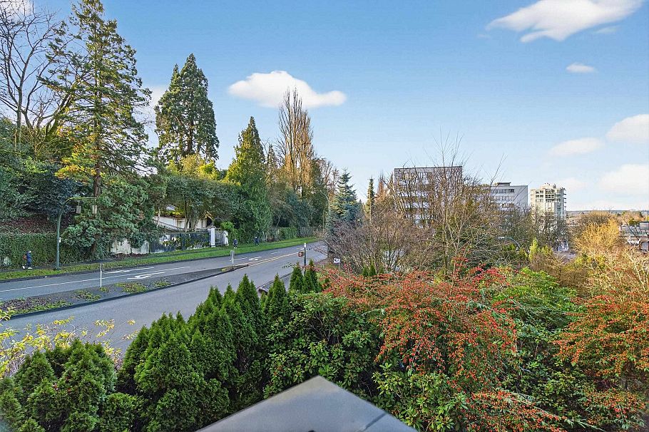 605 1405 W 15th Avenue Vancouver, BC - 22