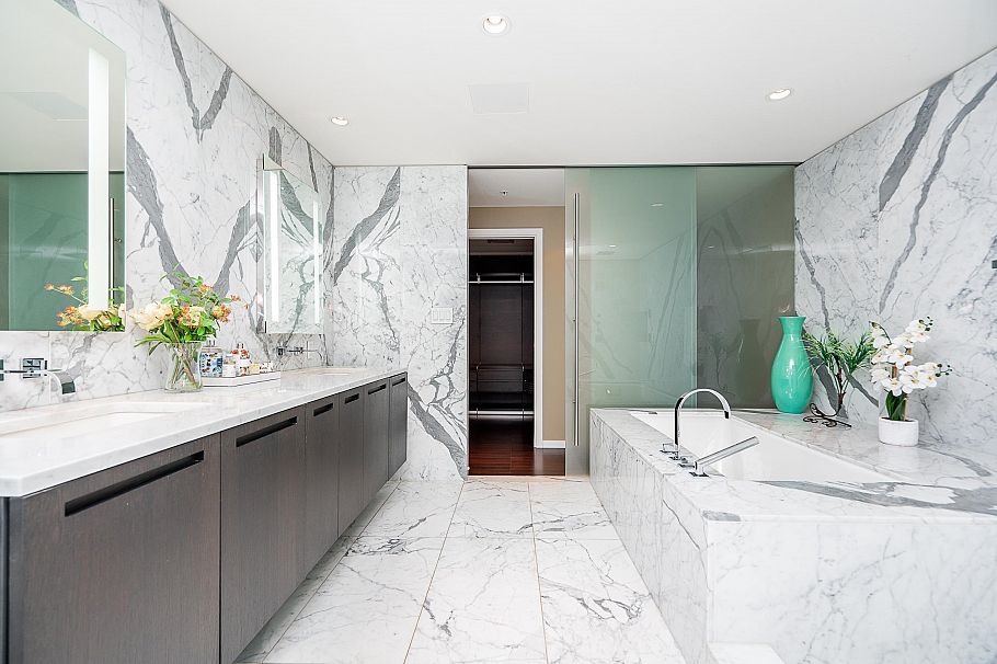 3301 1011 W Cordova Street Vancouver, BC - 17