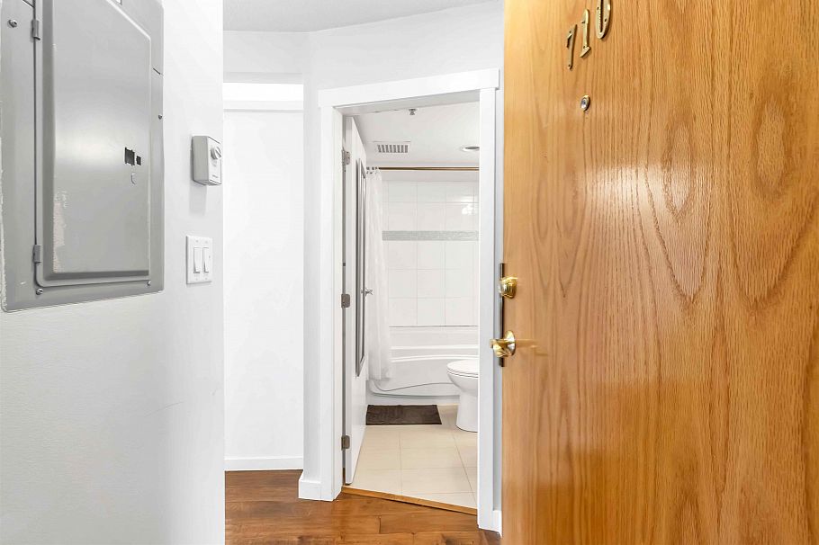 710 939 Homer Street Vancouver, BC - 4