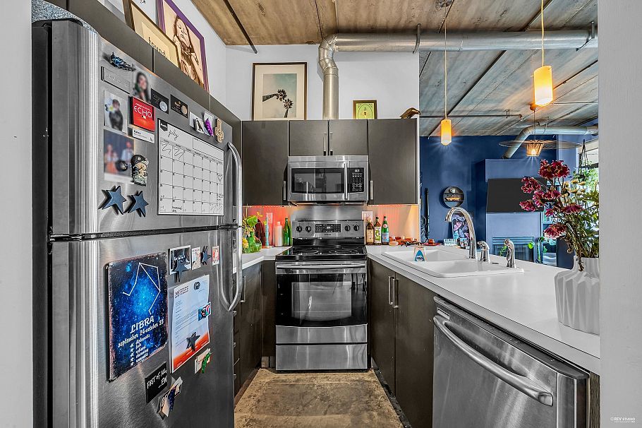 404 28 Powell Street Vancouver, BC - 12