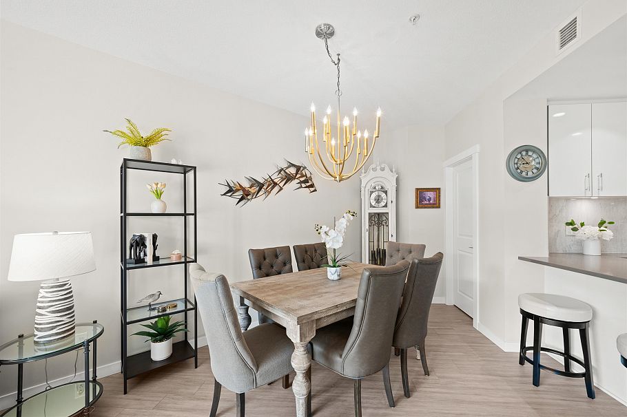 101 2632 Library Lane North Vancouver, BC - 12