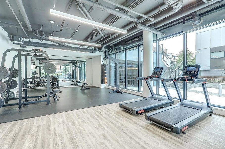 517 3594 Malsum Drive North Vancouver, BC - 37