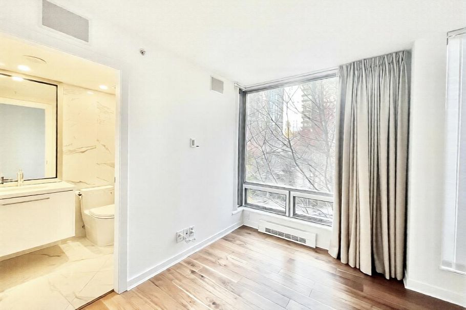 1235 Alberni Street Vancouver, BC - 14