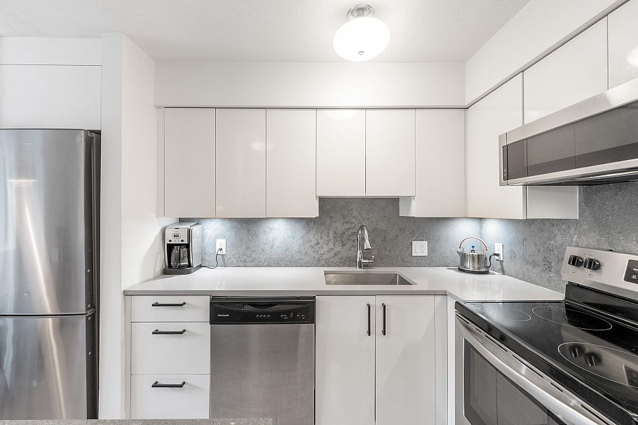 105 2133 Dundas Street Vancouver, BC - 11