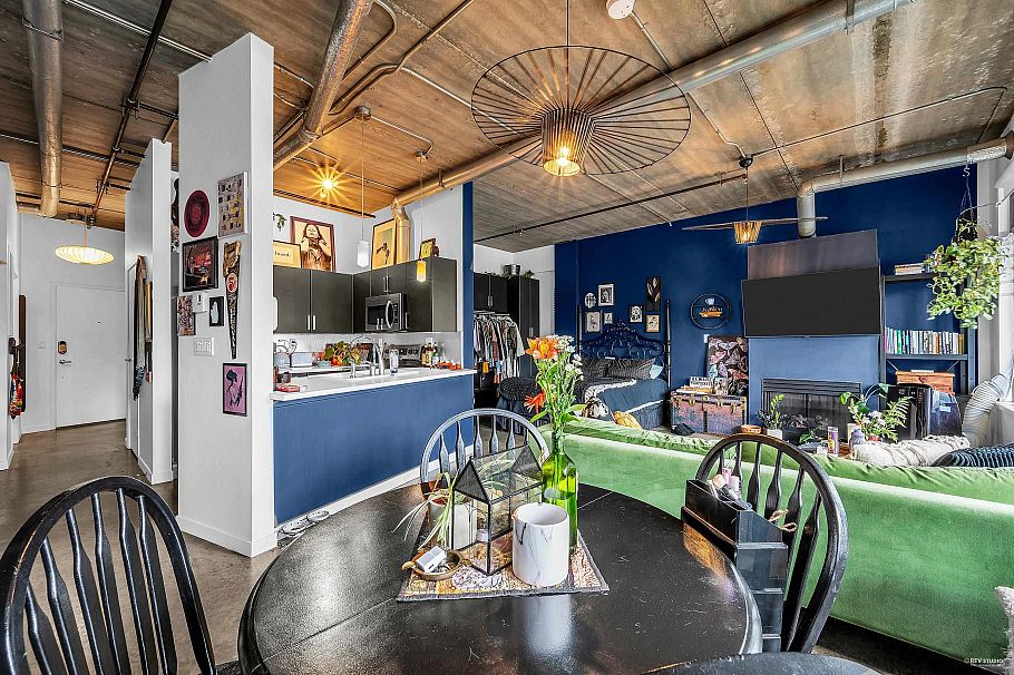 404 28 Powell Street Vancouver, BC - 4