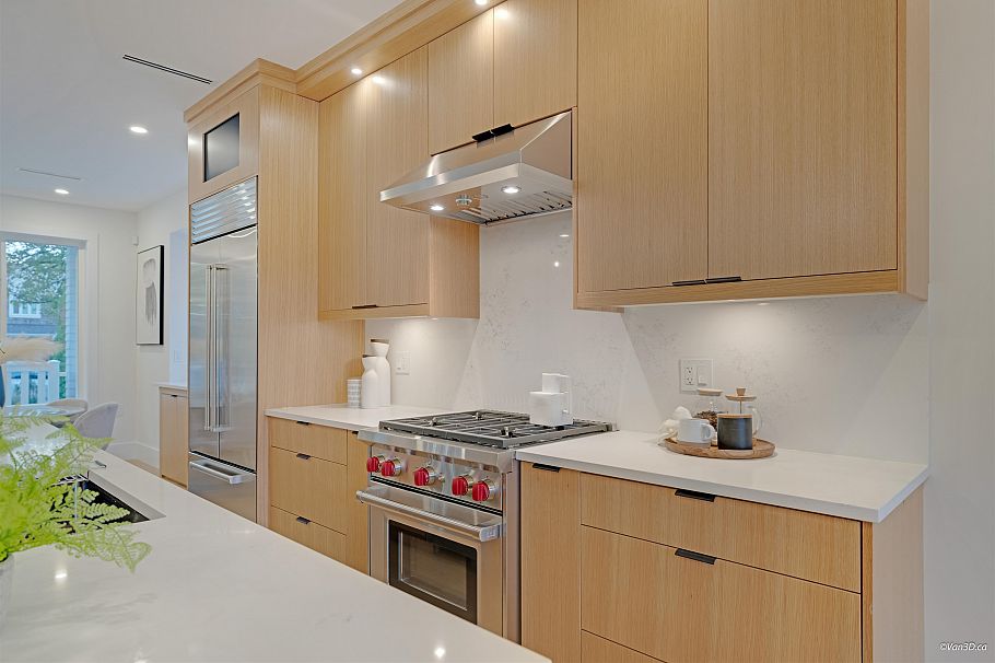 2658 Waterloo Street Vancouver, BC - 8