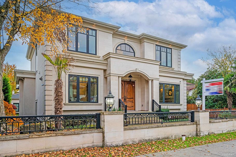 1332 W 47th Avenue Vancouver, BC - 39