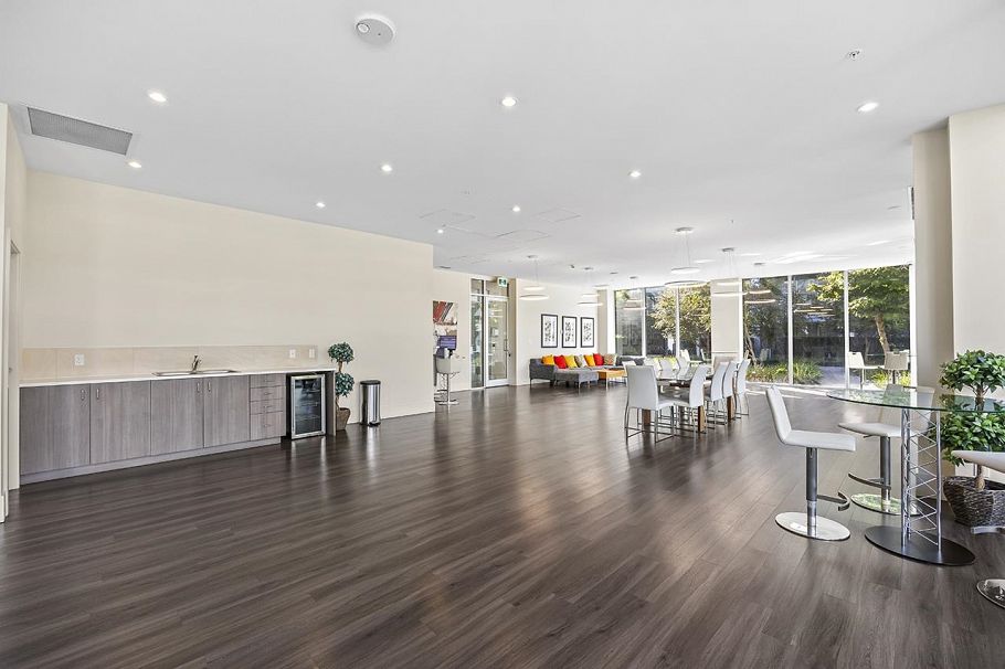 617 8677 Capstan Way Richmond, BC - 20