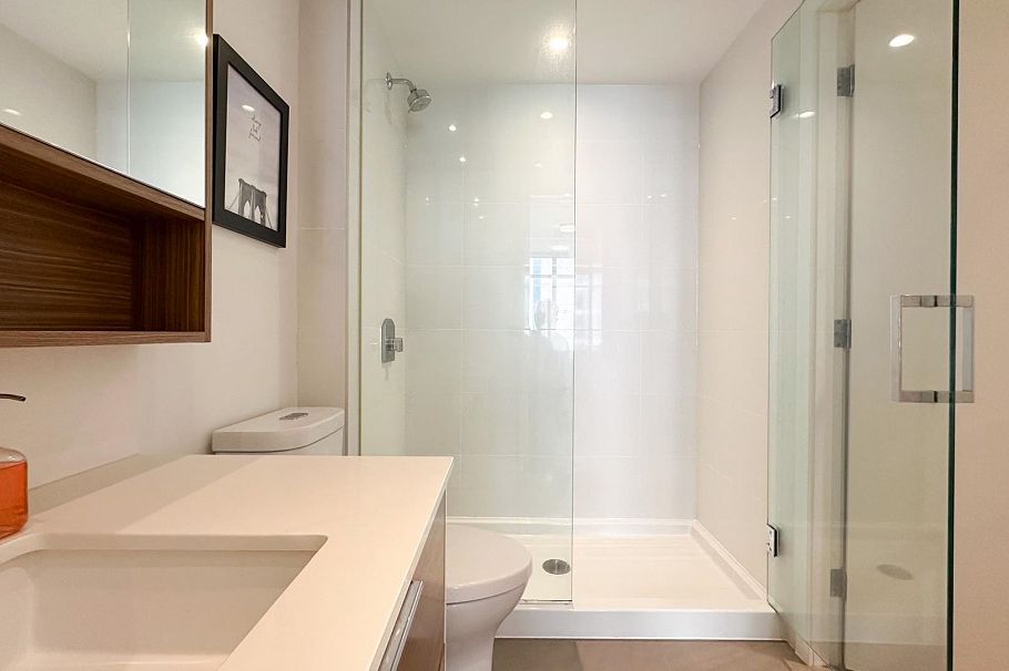 515 1661 Quebec Street Vancouver, BC - 16