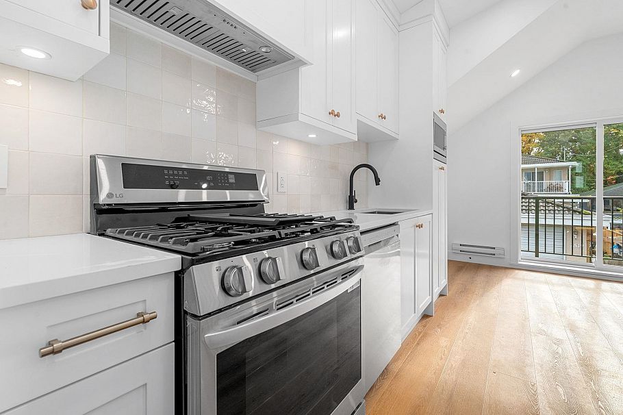 2526 Mcgill Street Vancouver, BC - 13