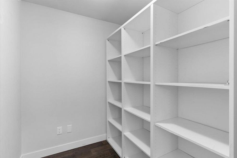 201 2321 Scotia Street Vancouver, BC - 26