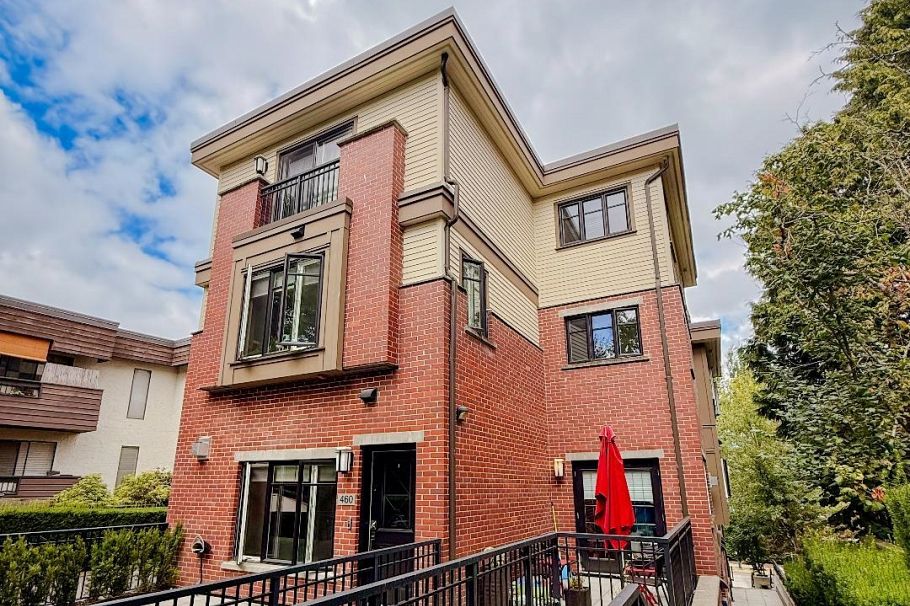 460 E 5th Avenue Vancouver, BC - 2