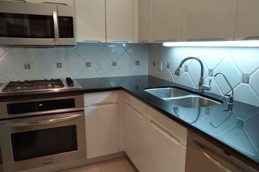 505 560 Cardero Street Vancouver, BC - 3