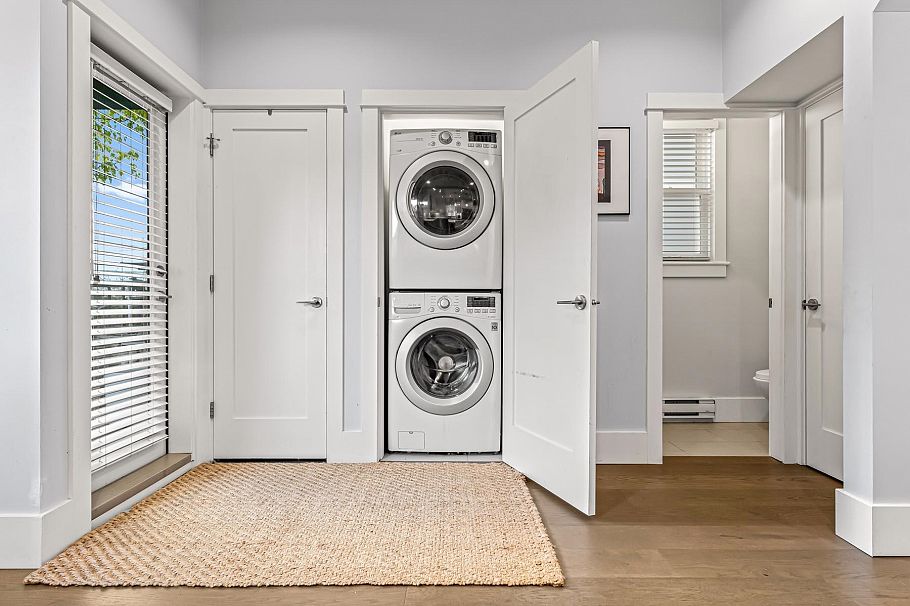 437 Vernon Drive Vancouver, BC - 16