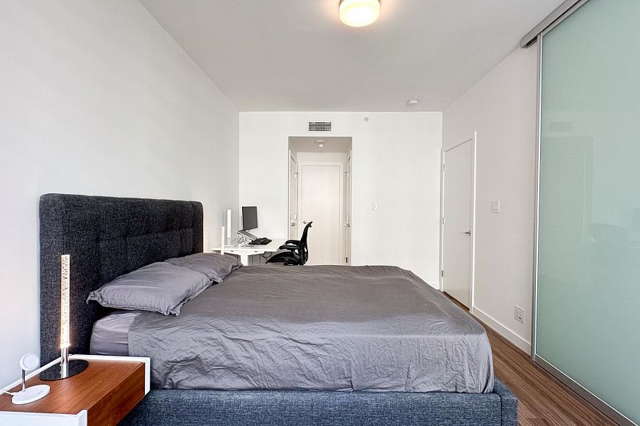 515 1661 Quebec Street Vancouver, BC - 17