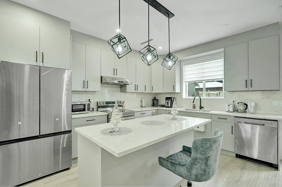 1421 E 62nd Avenue Avenue Vancouver, BC - 14