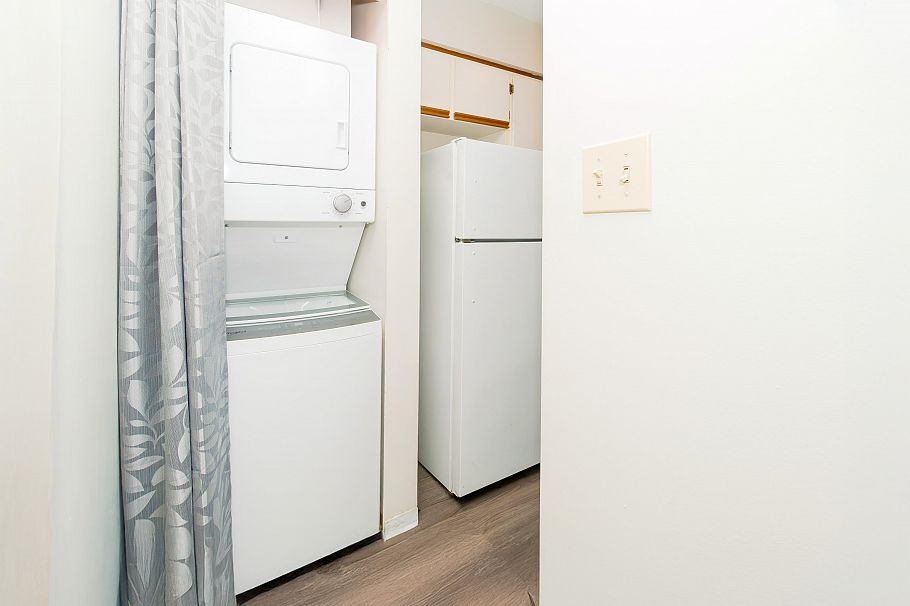 301 458 E 43rd Avenue Vancouver, BC - 10