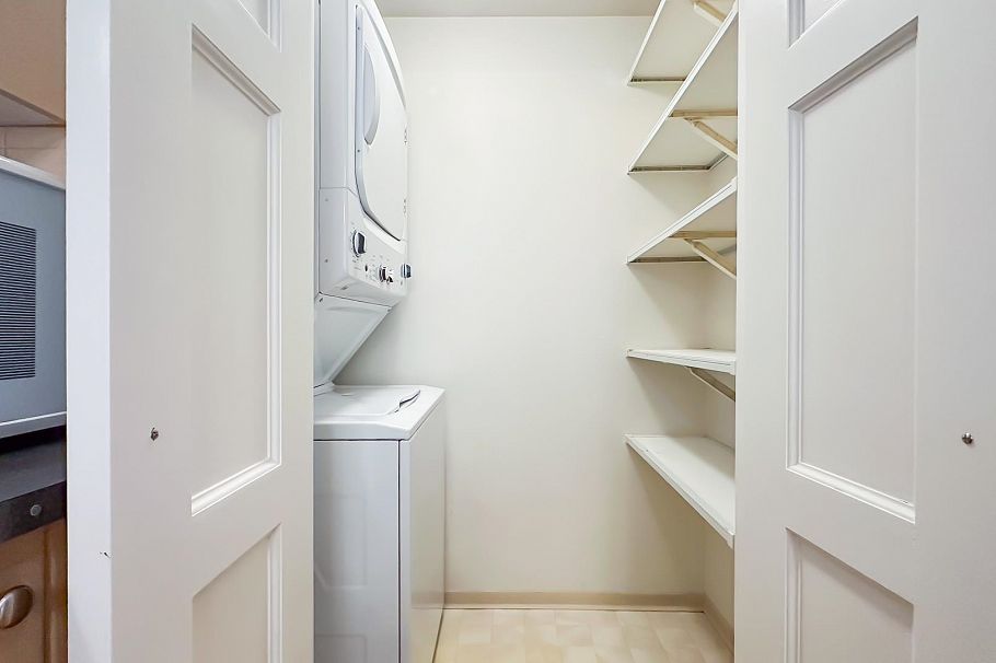 511 819 Hamilton Street Vancouver, BC - 16