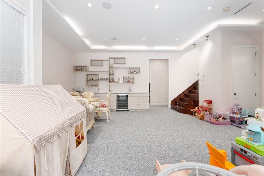 3011 W 27th Avenue Vancouver, BC - 23