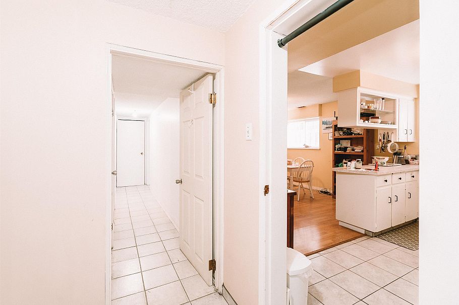 2618 W 15th Avenue Vancouver, BC - 27