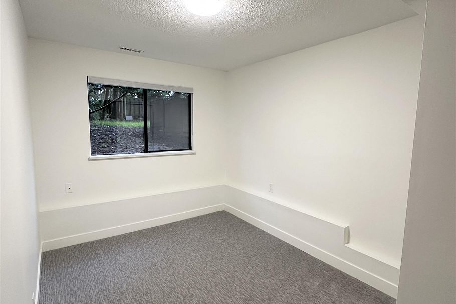 1777 Caledonia Avenue North Vancouver, BC - 18