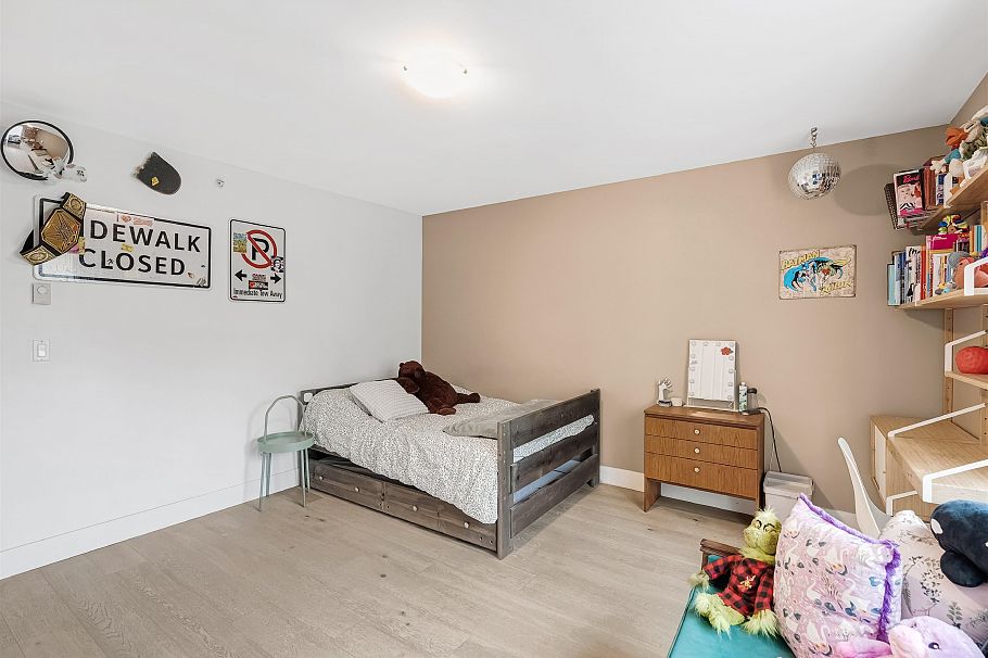 460 E 5th Avenue Vancouver, BC - 19