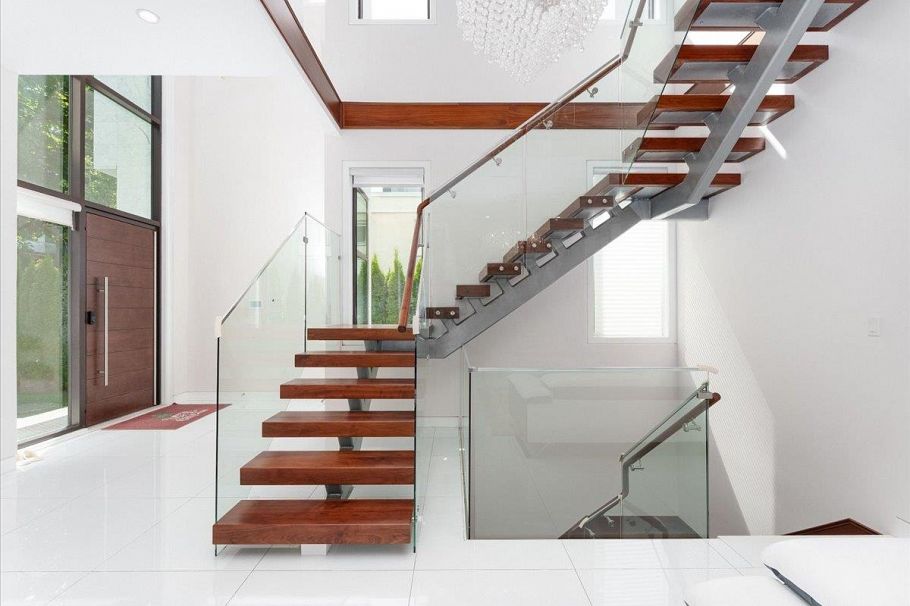 3011 W 27th Avenue Vancouver, BC - 3