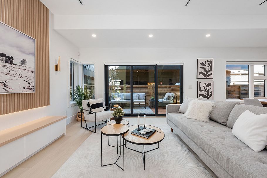 4 373 E 33rd Avenue Vancouver, BC - 2