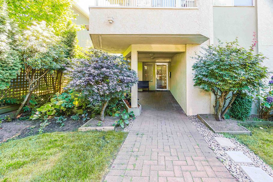 301 458 E 43rd Avenue Vancouver, BC - 2