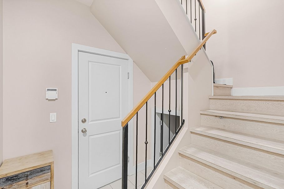 460 E 5th Avenue Vancouver, BC - 27