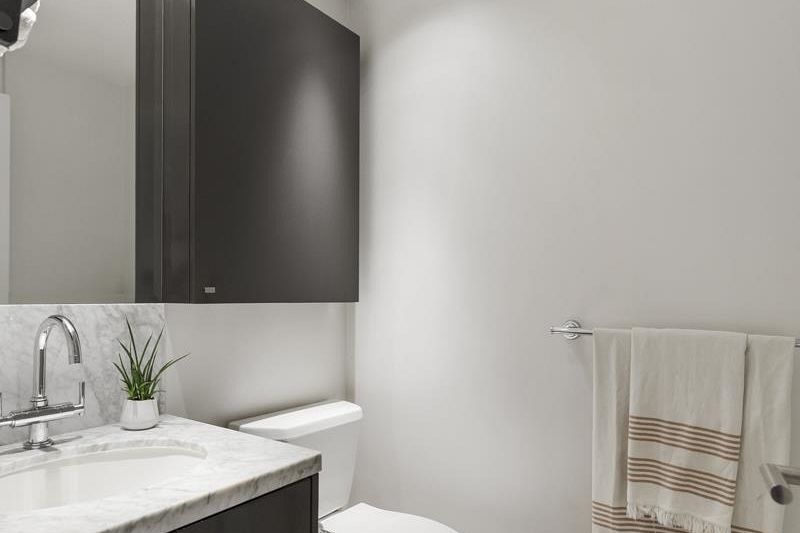 211 1961 Collingwood Street Vancouver, BC - 26