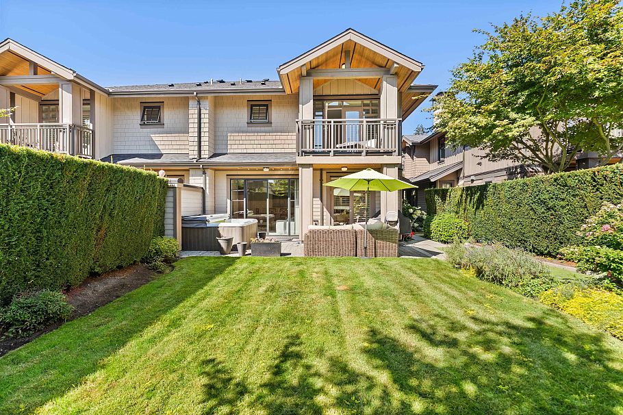 41 3639 Aldercrest Drive North Vancouver, BC - 36