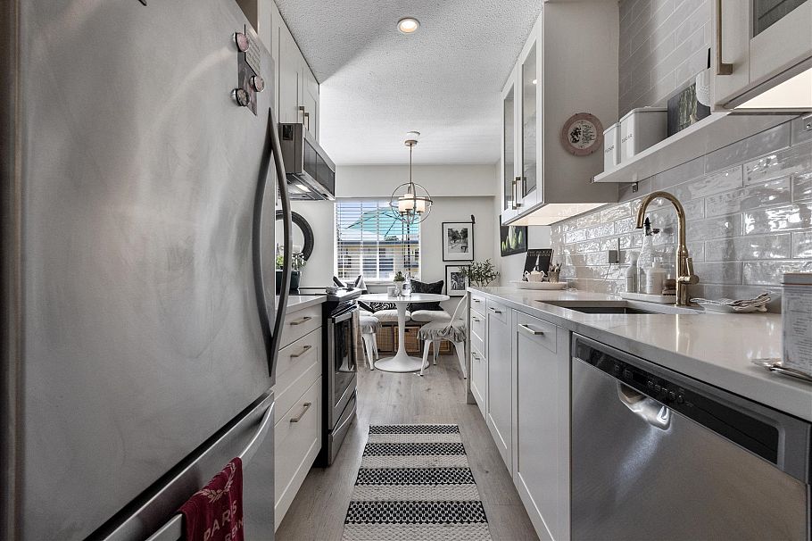 10 140 E 20th Street North Vancouver, BC - 13