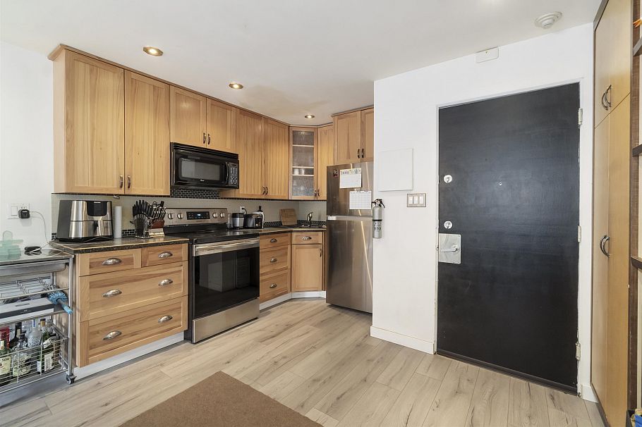 102 711 E 6th Avenue Vancouver, BC - 8