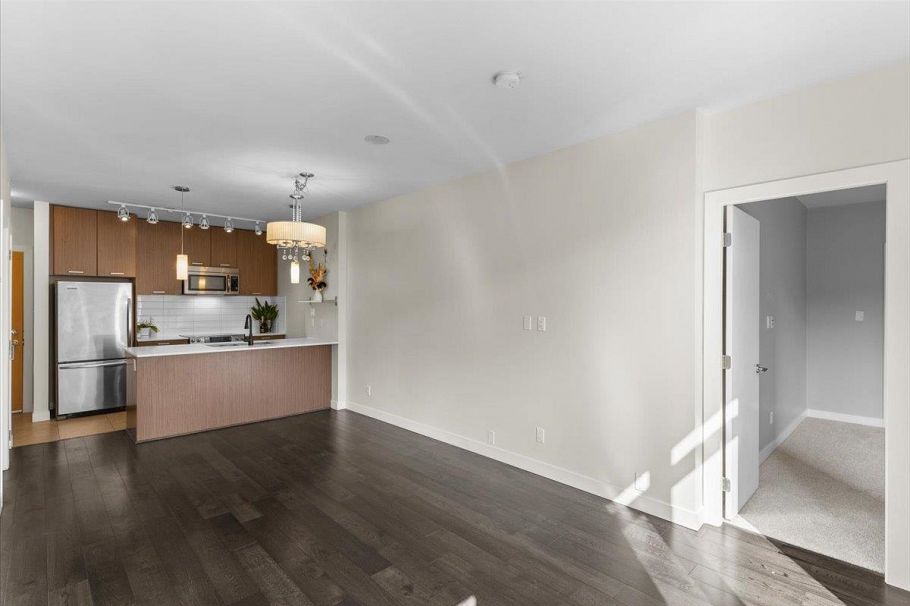 201 2321 Scotia Street Vancouver, BC - 7