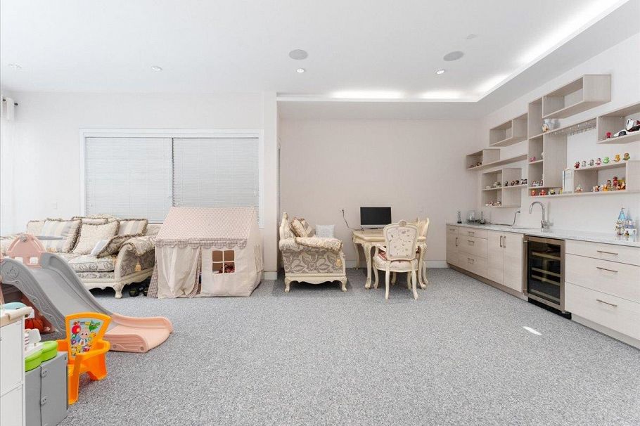 3011 W 27th Avenue Vancouver, BC - 22