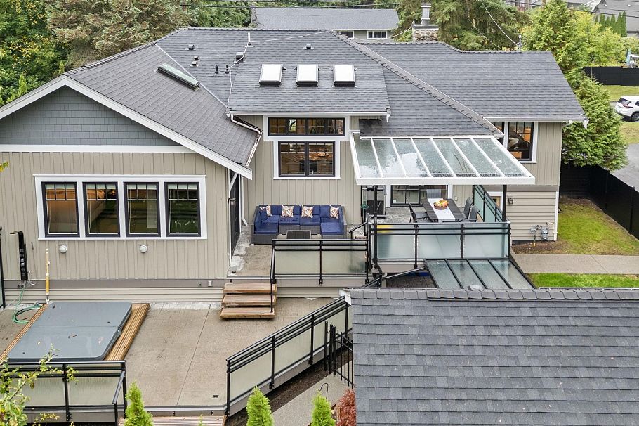 2140 Pemberton Avenue North Vancouver, BC - 37