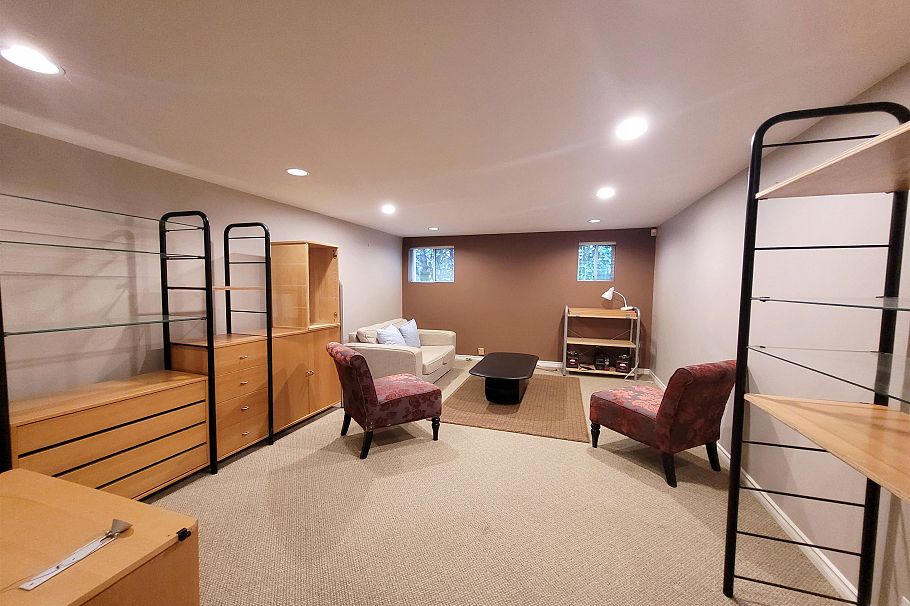 1467 W 58th Avenue Vancouver, BC - 9