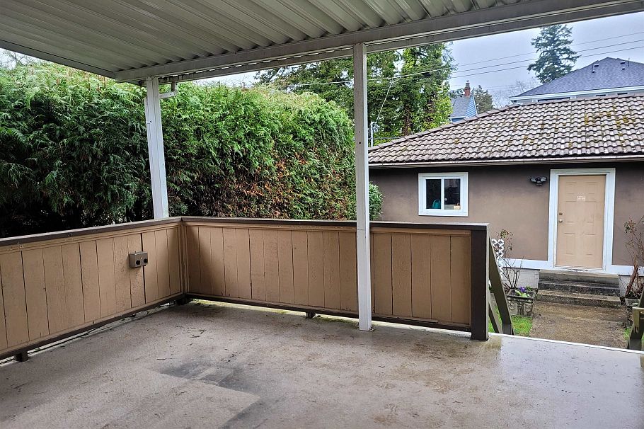 1467 W 58th Avenue Vancouver, BC - 11