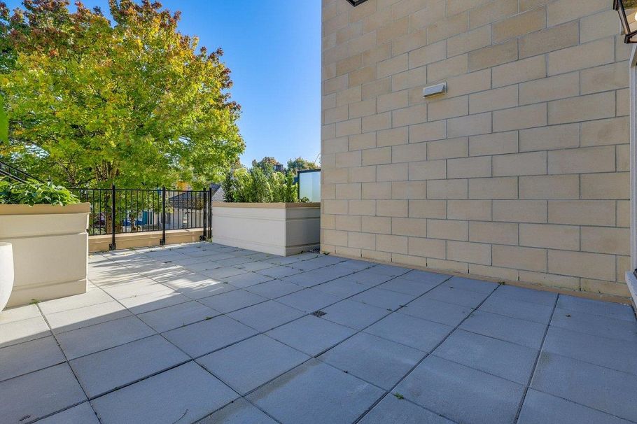 203 2096 W 47th Avenue Vancouver, BC - 25