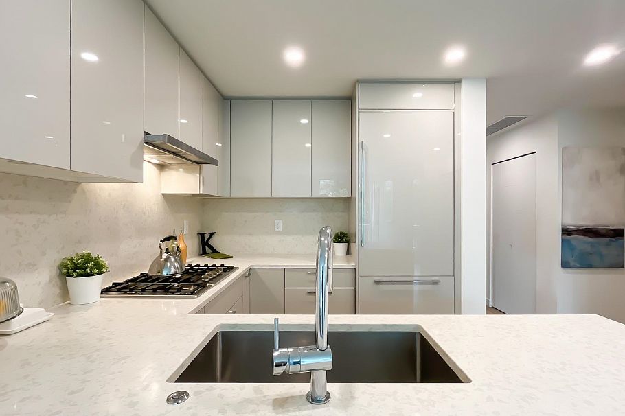 207 5058 Cambie Street Vancouver, BC - 6