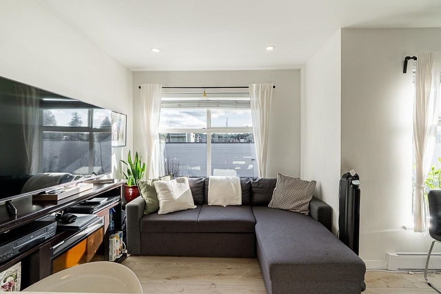 211 5625 Senlac Street Vancouver, BC - 18