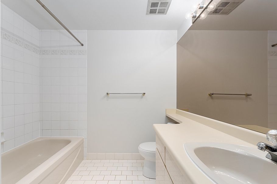 1108 1177 Hornby Street Vancouver, BC - 12