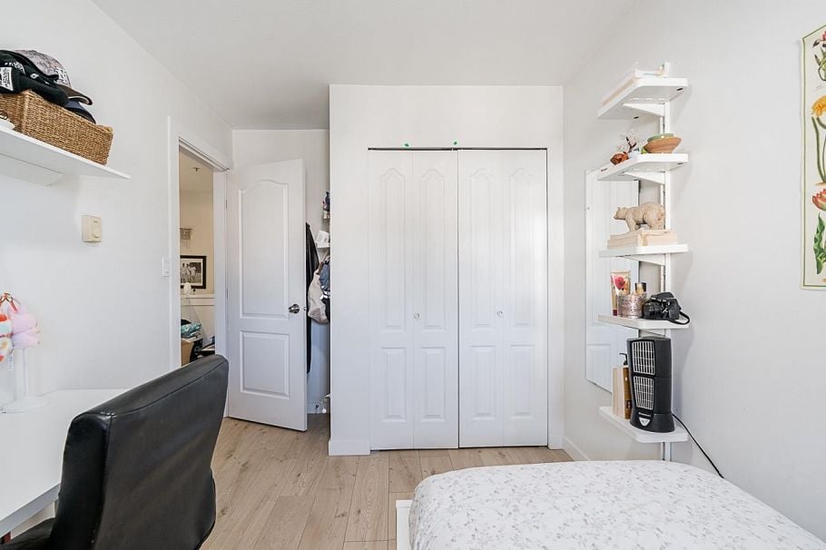 211 5625 Senlac Street Vancouver, BC - 33