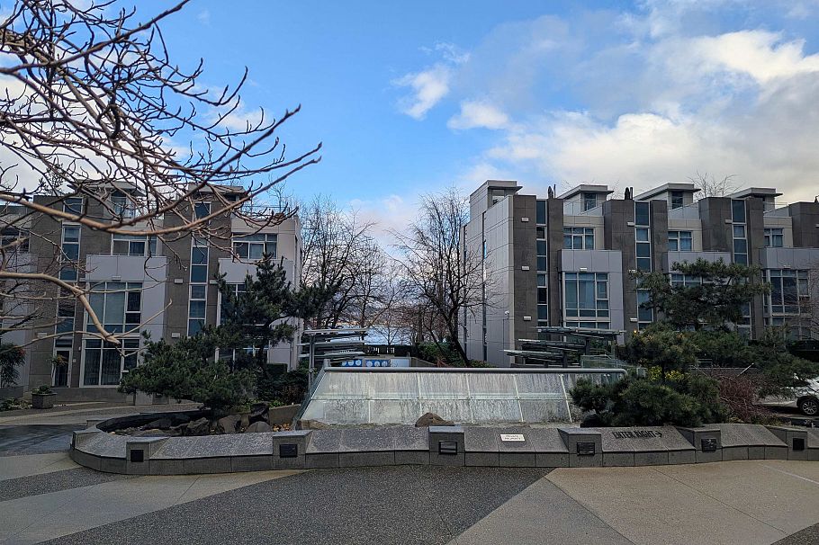 1211 W Cordova Vancouver, BC - 16