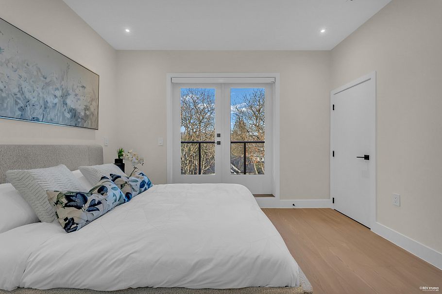 1 4150 W 14th Avenue Vancouver, BC - 18