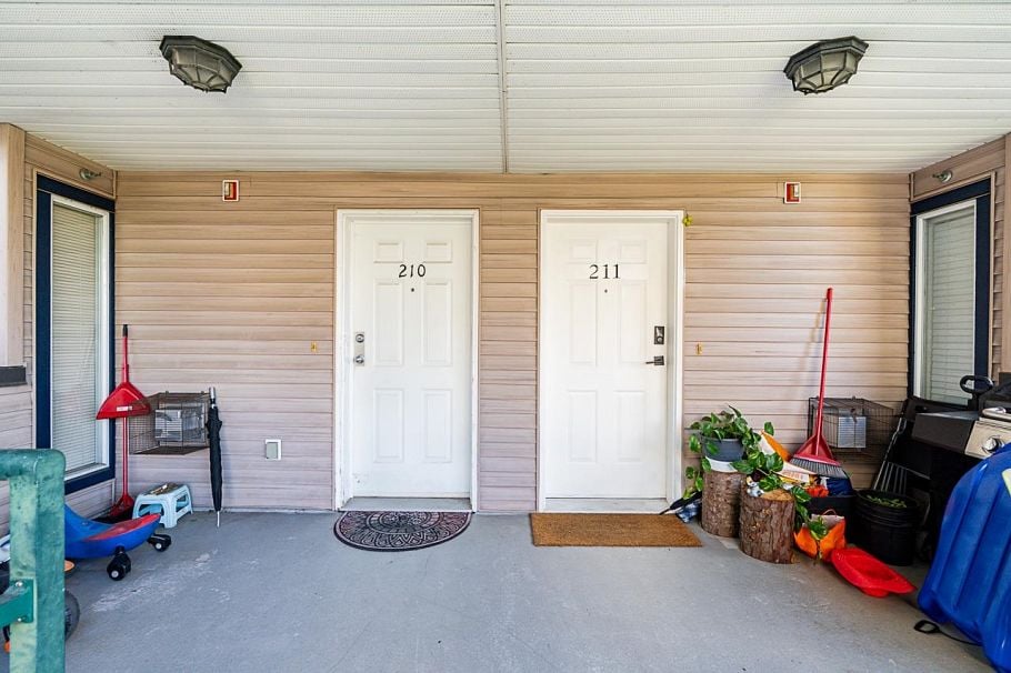 211 5625 Senlac Street Vancouver, BC - 7