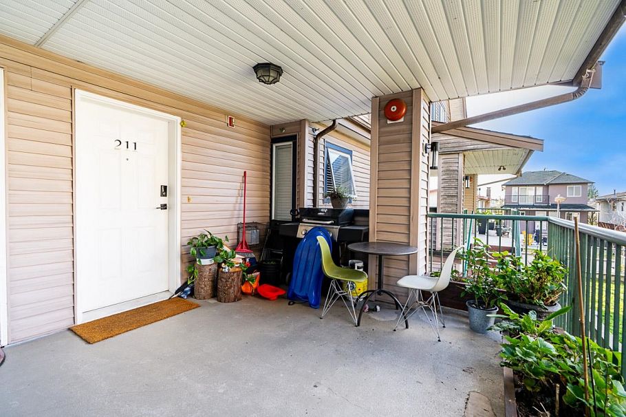 211 5625 Senlac Street Vancouver, BC - 8