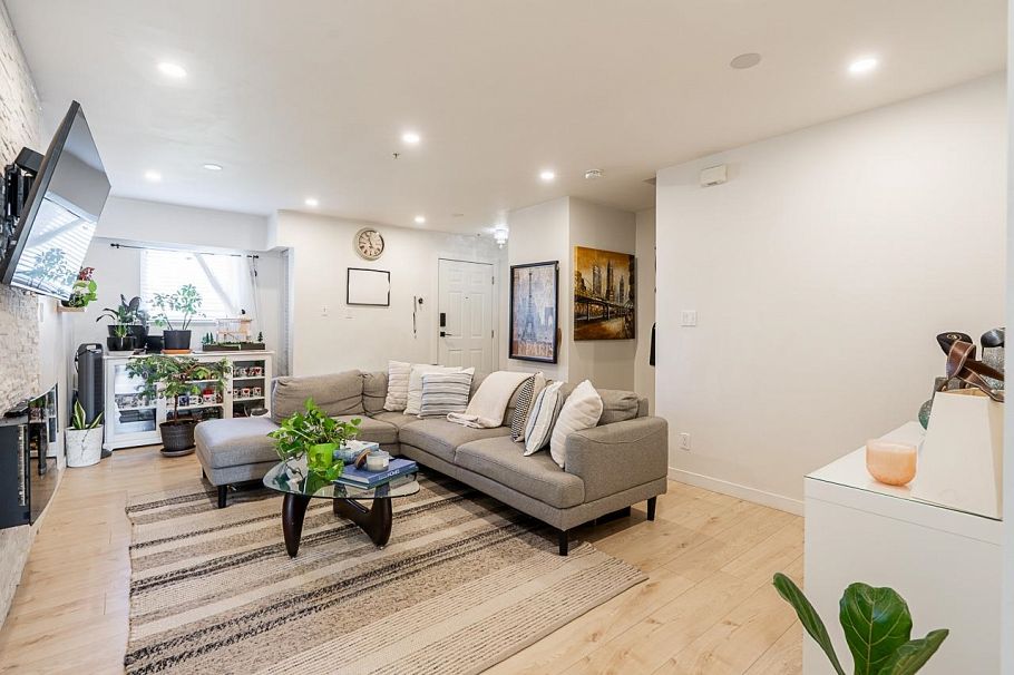 211 5625 Senlac Street Vancouver, BC - 10